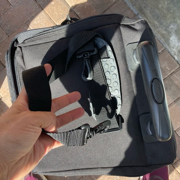 Wine bottle mover - Picture 2 of 13